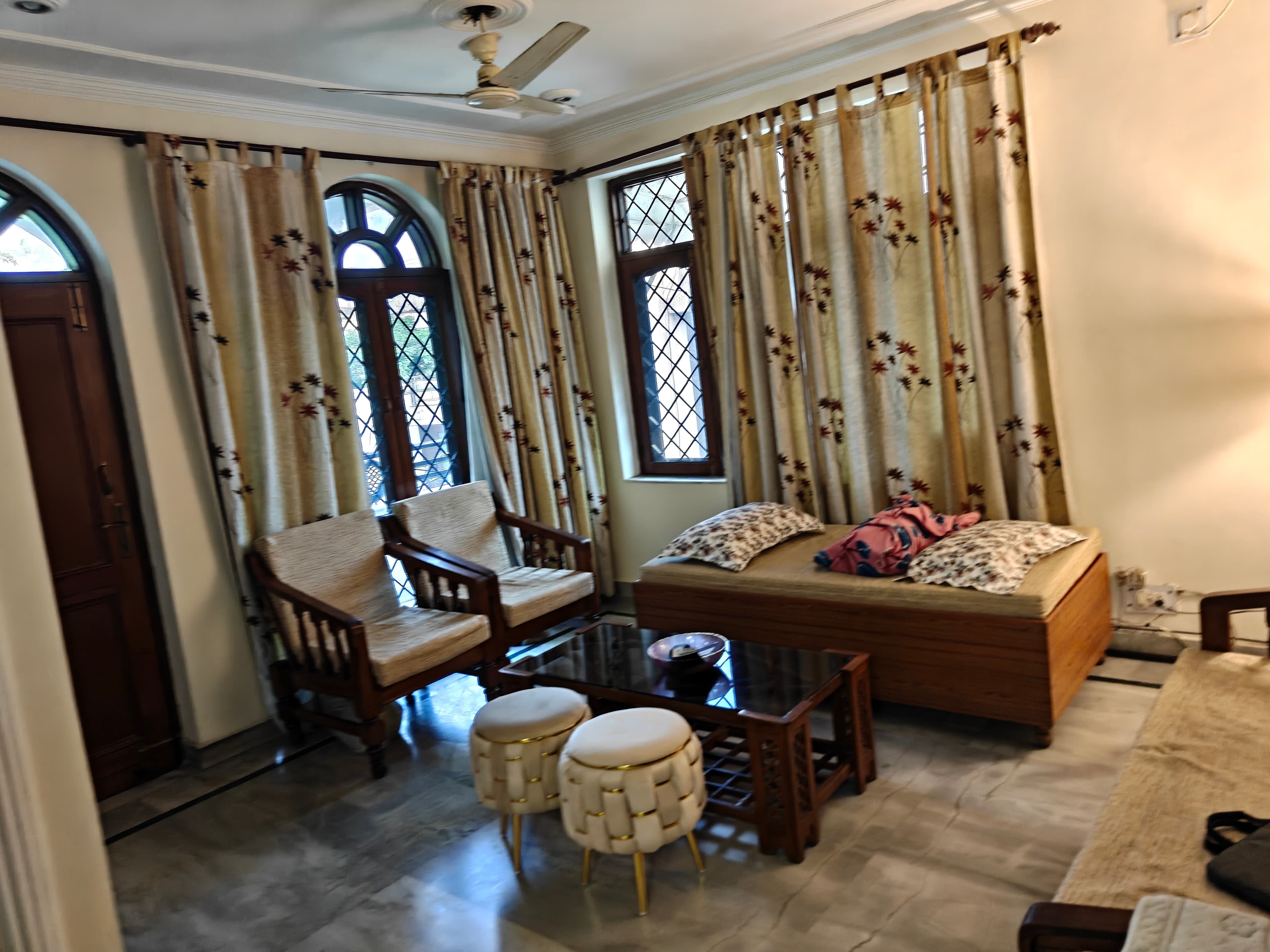 Palak Parihar Pet Boarding And Daycare Services - Verified pet service provider in Delhi/NCR